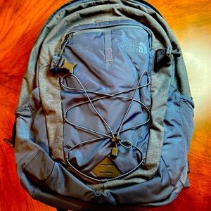The North Face Borealis Backpack - Shady Blue Light Heather/TNF White.
